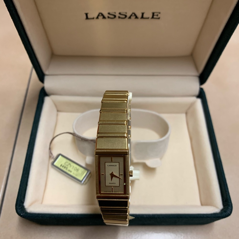 *LASSALE LADIES HIGH QUALITY THIN CALIBR GOLDPLATE